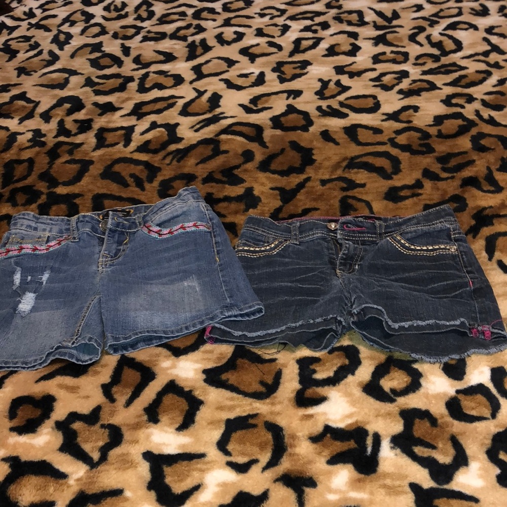 Girls shorts